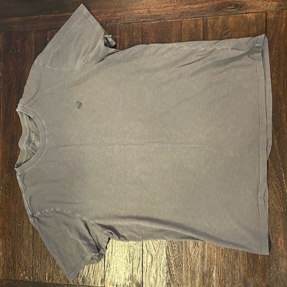 American Eagle Outfitters Short Sleeve Tees Bundle - Navy, Gray, Tan, and Olive - Picture 13 of 16
